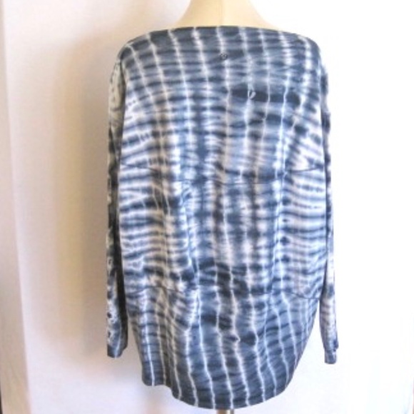 Lulu Lemon Back In Action Long Sleeve Top - Picture 5 of 6